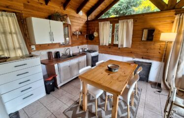 Cabaña para 3/4 pax con vista al lago, km 7.5.