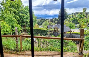 Cabaña para 3/4 pax con vista al lago, km 7.5.