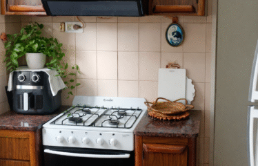 Departamento tipo casa 3 ambientes con dependencia. Balvanera