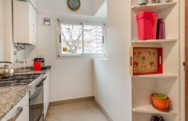 Departamento de 3 ambientes en Venta con cochera. Caballito