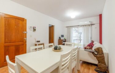Departamento de 3 ambientes en Venta con cochera. Caballito