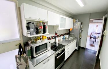 Departamento de 3 ambientes en Venta con patio en Casco Histórico.