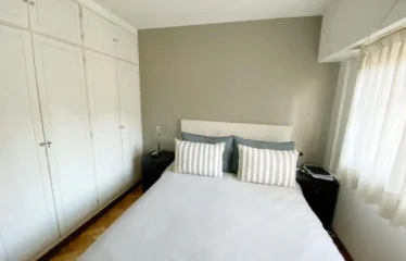 Departamento de 3 ambientes en Venta con patio en Casco Histórico.