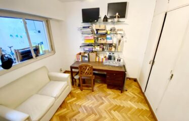 Departamento de 3 ambientes en Venta con patio en Casco Histórico.