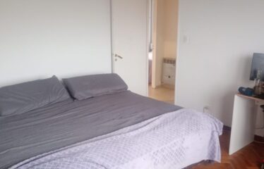 Excepcional Semipiso De 5 Ambientes Al Frente Con Vista Panorámica Piso 15. Barracas.