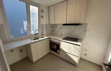 Departamento de 3 Ambientes Reciclado a Nuevo con Vista Abierta, Piso Alto y Terminaciones Premium c/ Baulera .Palermo